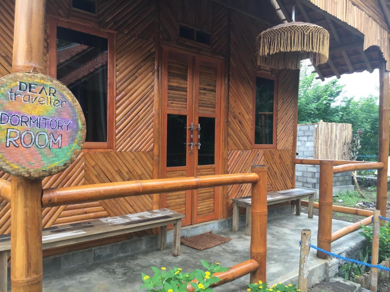 Dear Traveller Guest House And Glamping Lumajang Exterior foto